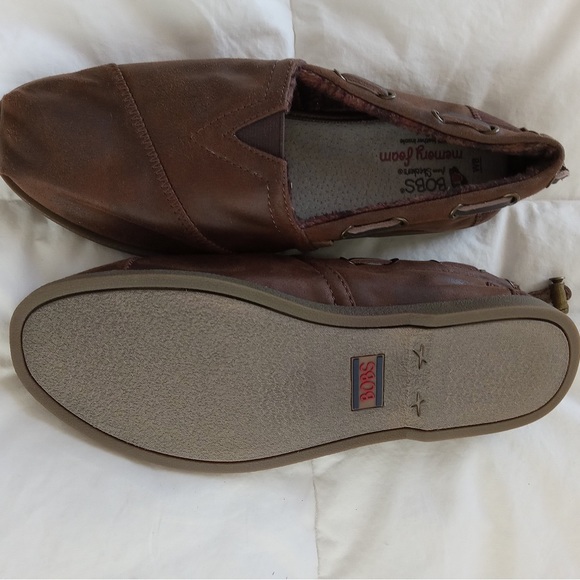 BOBS from Skechers leather loafers - Picture 2 of 4